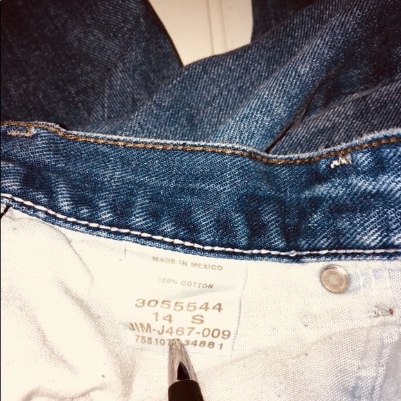 Lee ladies size 14 short blue jeans gently used - Picture 3 of 3